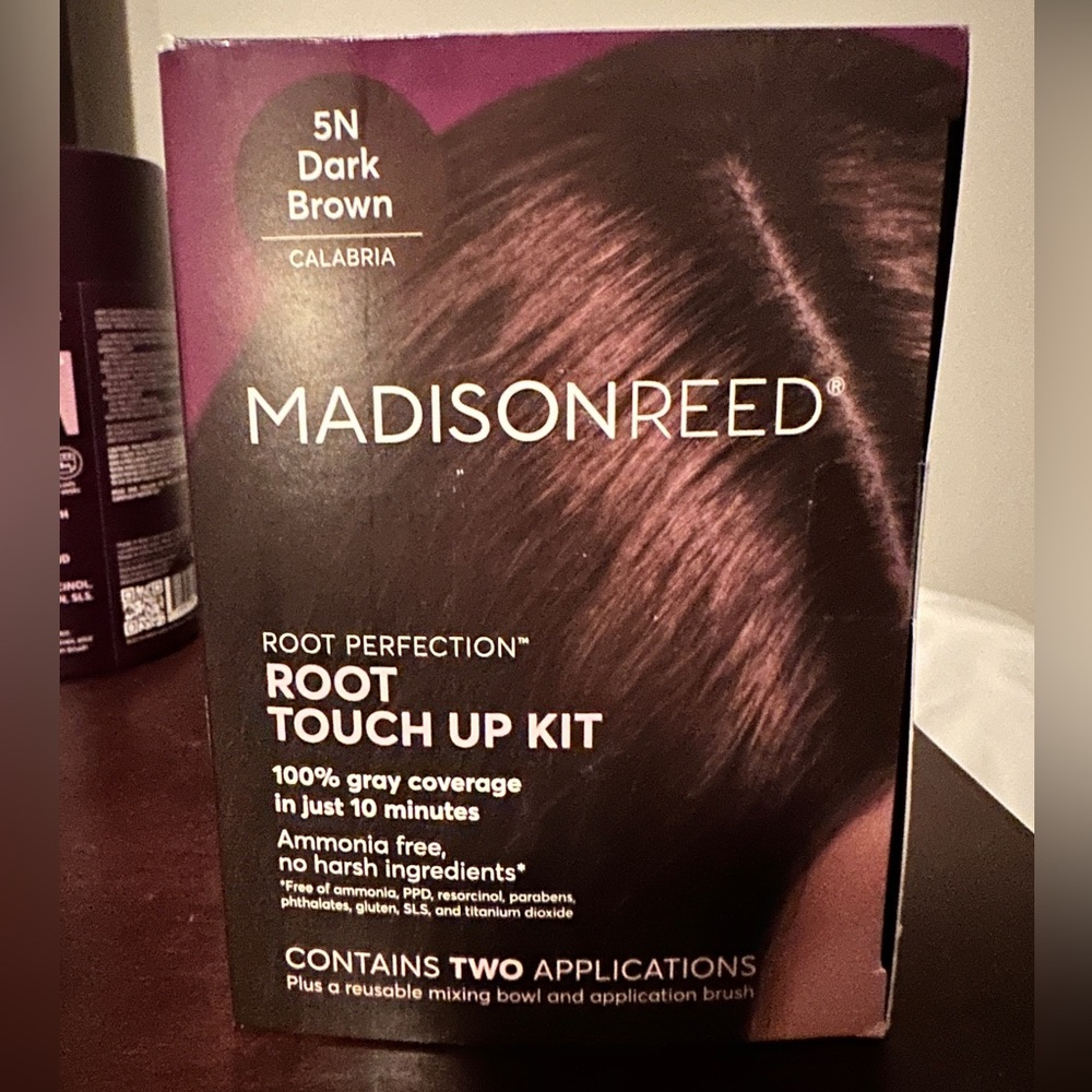 Madison Reed 5N Dark Brown Root Touch Up Kit - contains 2 applications